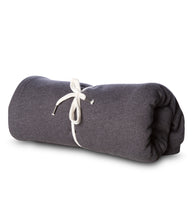 INDBKTSB Special Blend 6'6" Stadium Blanket in color Carbon.